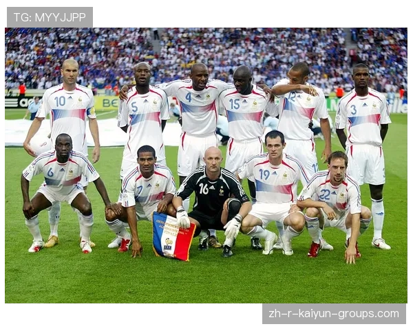 国家队发布替补轮换方案 优化比赛阵容深度,国家队转型升级